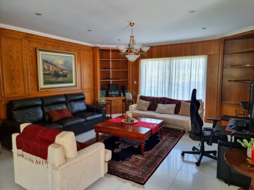 Villa for sale 1000 m² in Egkomi, Nicosia