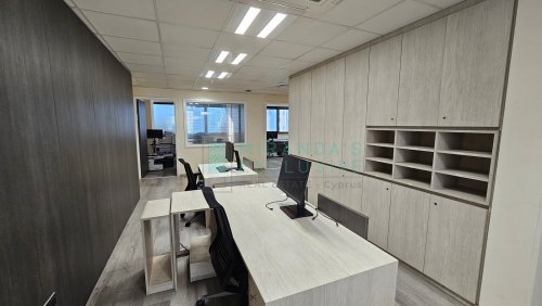 Γραφείο 370 μ² προς ενοικίαση στην τοποθεσία Nicosia, 1097