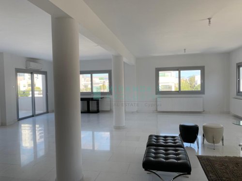 Ρετιρέ προς ενοικίαση 180 μ² στην τοποθεσία Nicosia Center, Agioi Omologites, Nicosia, 1075