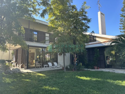 Отдельный дом в аренду 310 м² в Latsia, Nicosia, 2221