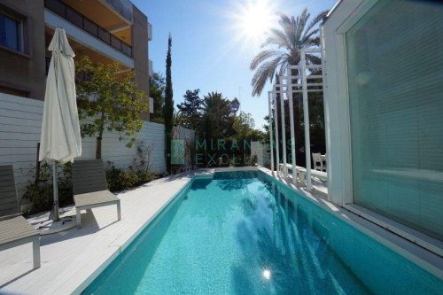 Отдельный дом в аренду 500 м² в Nicosia Center, Agios Andreas, Nicosia, 1001