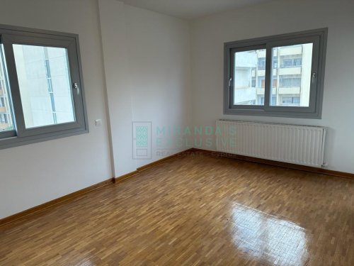 Ρετιρέ προς ενοικίαση 180 μ² στην τοποθεσία Nicosia Center, Agioi Omologites, Nicosia, 1075