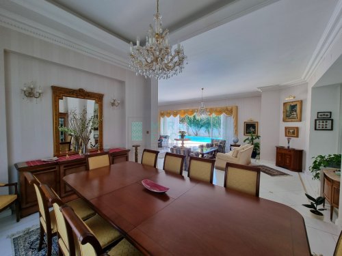 Villa for sale 1000 m² in Egkomi, Nicosia