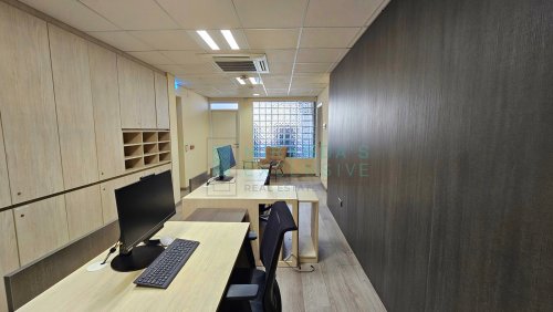 Γραφείο 370 μ² προς ενοικίαση στην τοποθεσία Nicosia, 1097